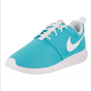 Nike Roshe One GS size 6 Youth teal sz 7 Women